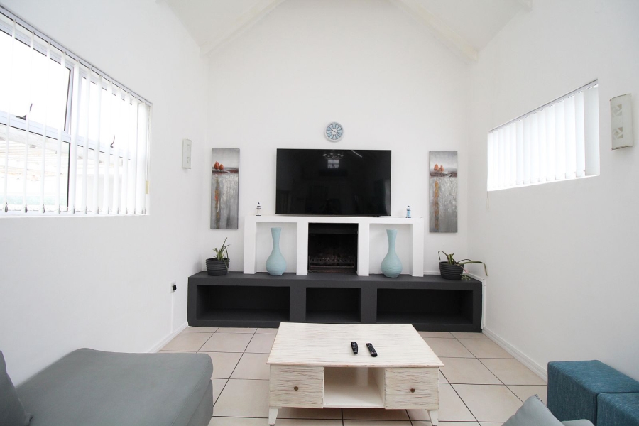 3 Bedroom Property for Sale in Paternoster Western Cape